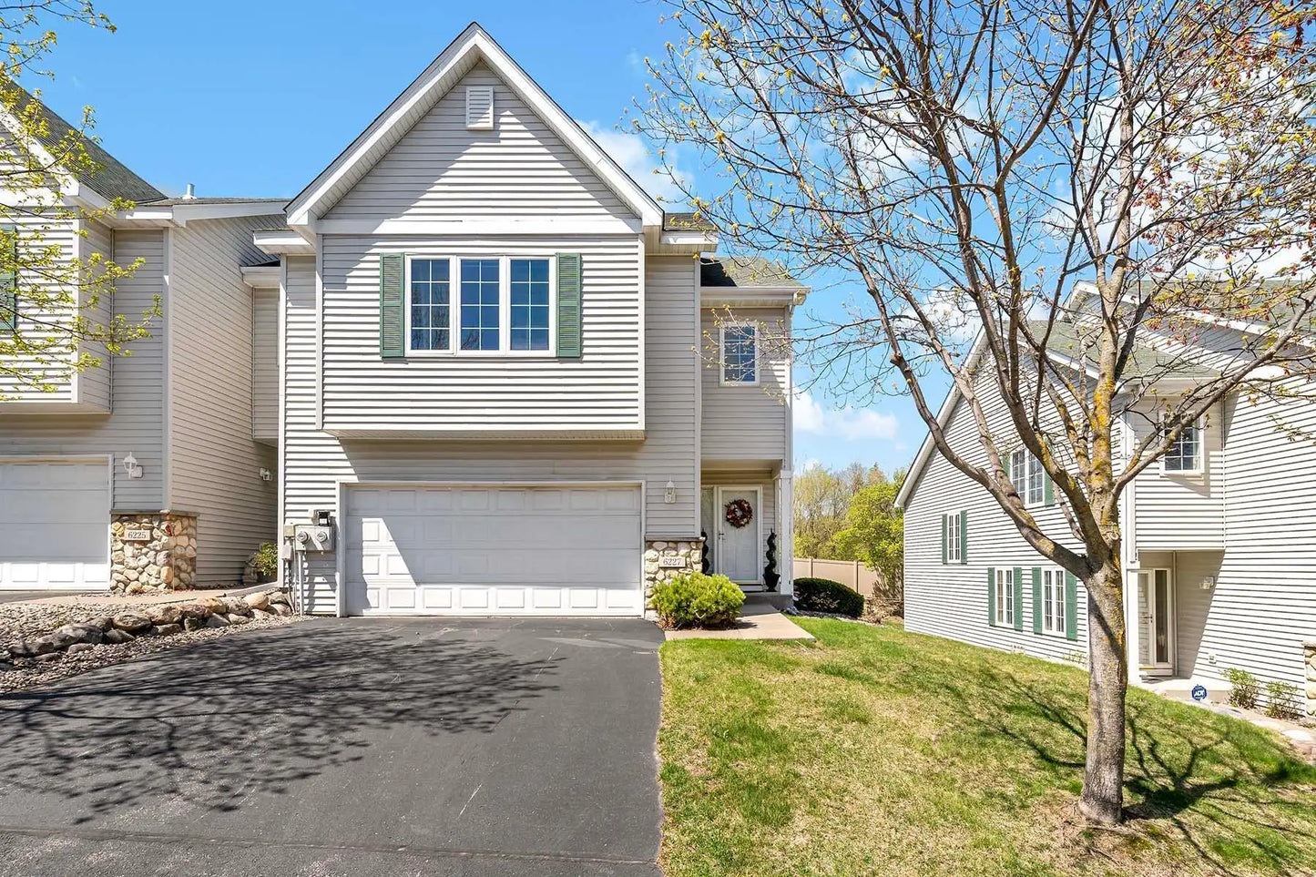 6227 Upland Lane, Maple Grove, MN 55311