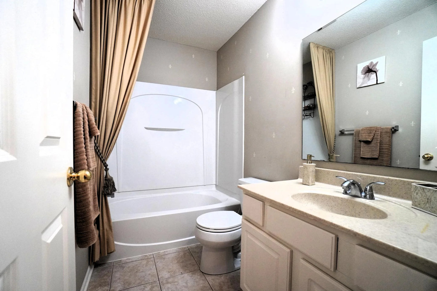 1643 Crossings Boulevard, Shakopee, MN 55379