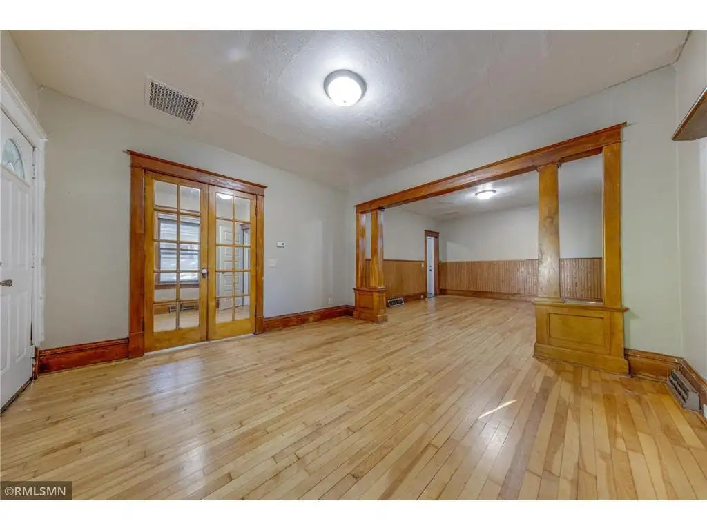 3842 Fremont Avenue, Minneapolis, MN 55412
