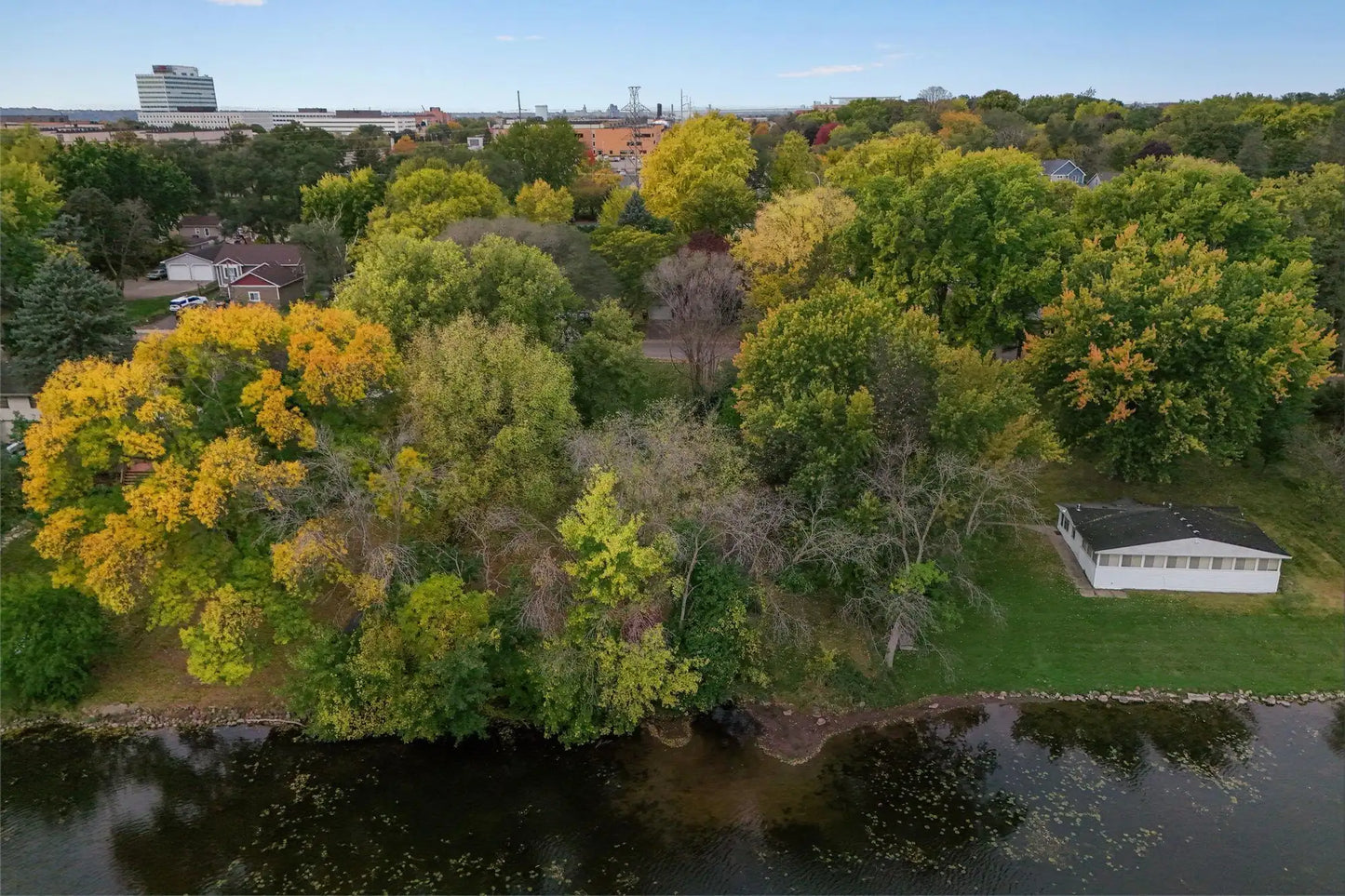 503 Gentry Avenue, Oakdale, MN 55128