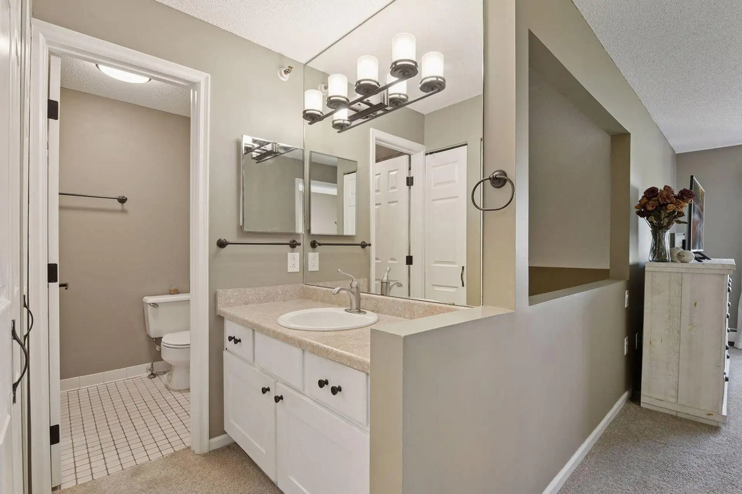 7618 York Avenue, Edina, MN 55435