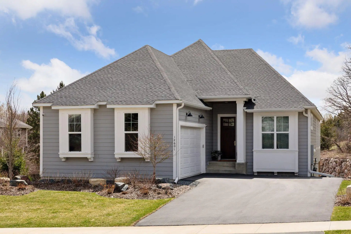 12601 Surrey Street, Eden Prairie, MN 55347
