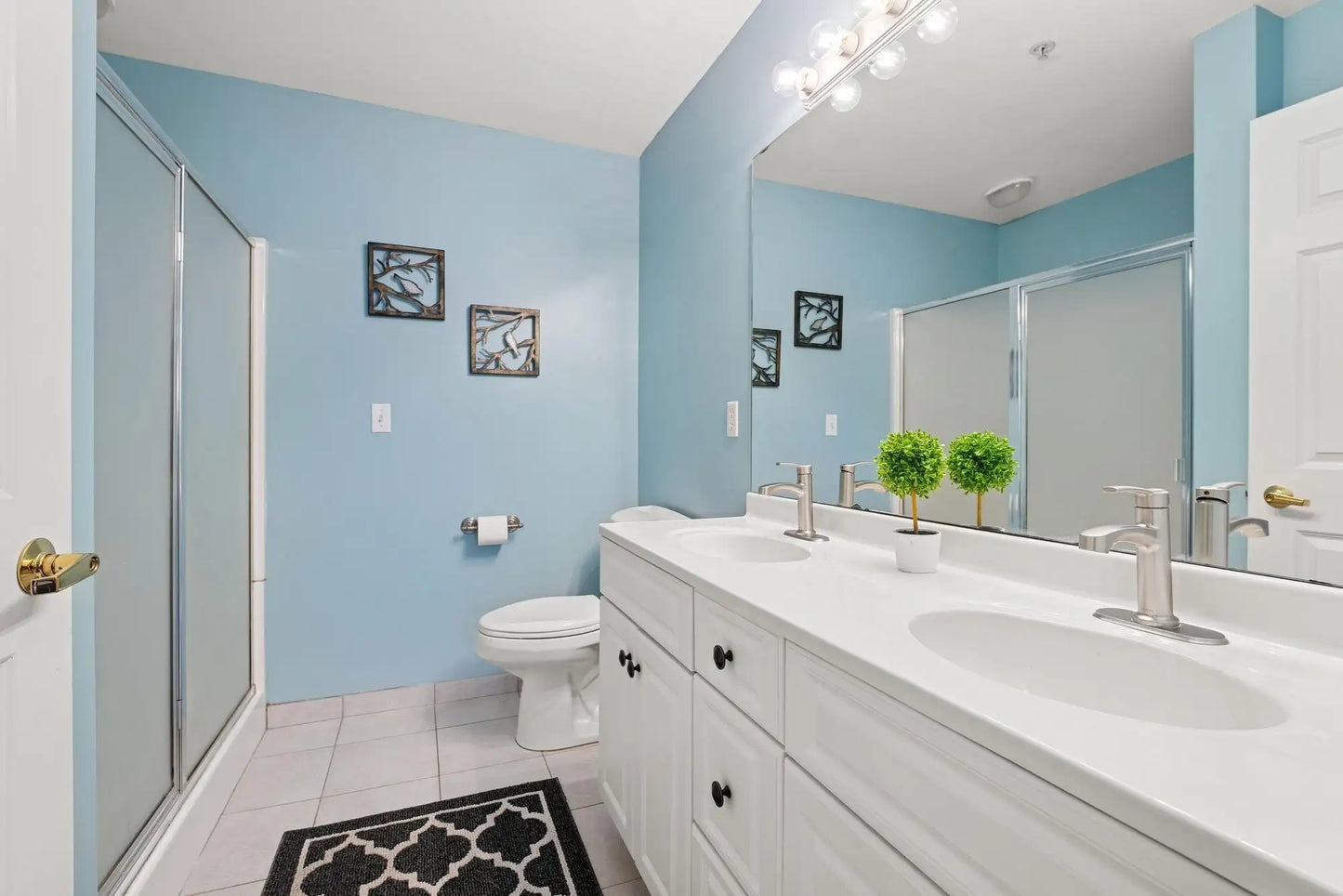 1350 Douglas Drive, Golden Valley, MN 55422