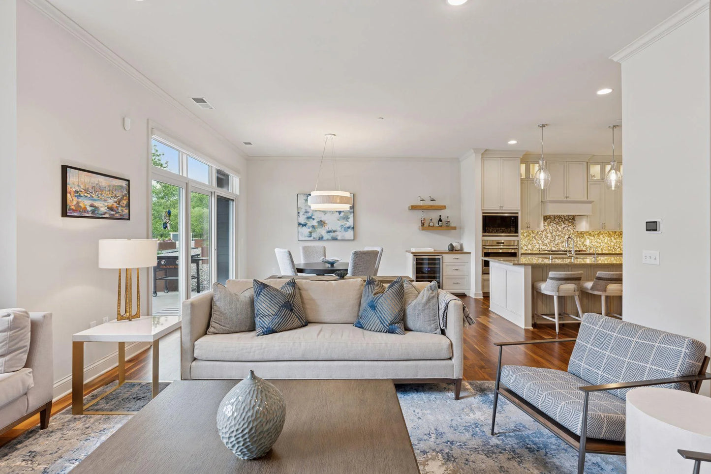 935 Lake Street, Wayzata, MN 55391