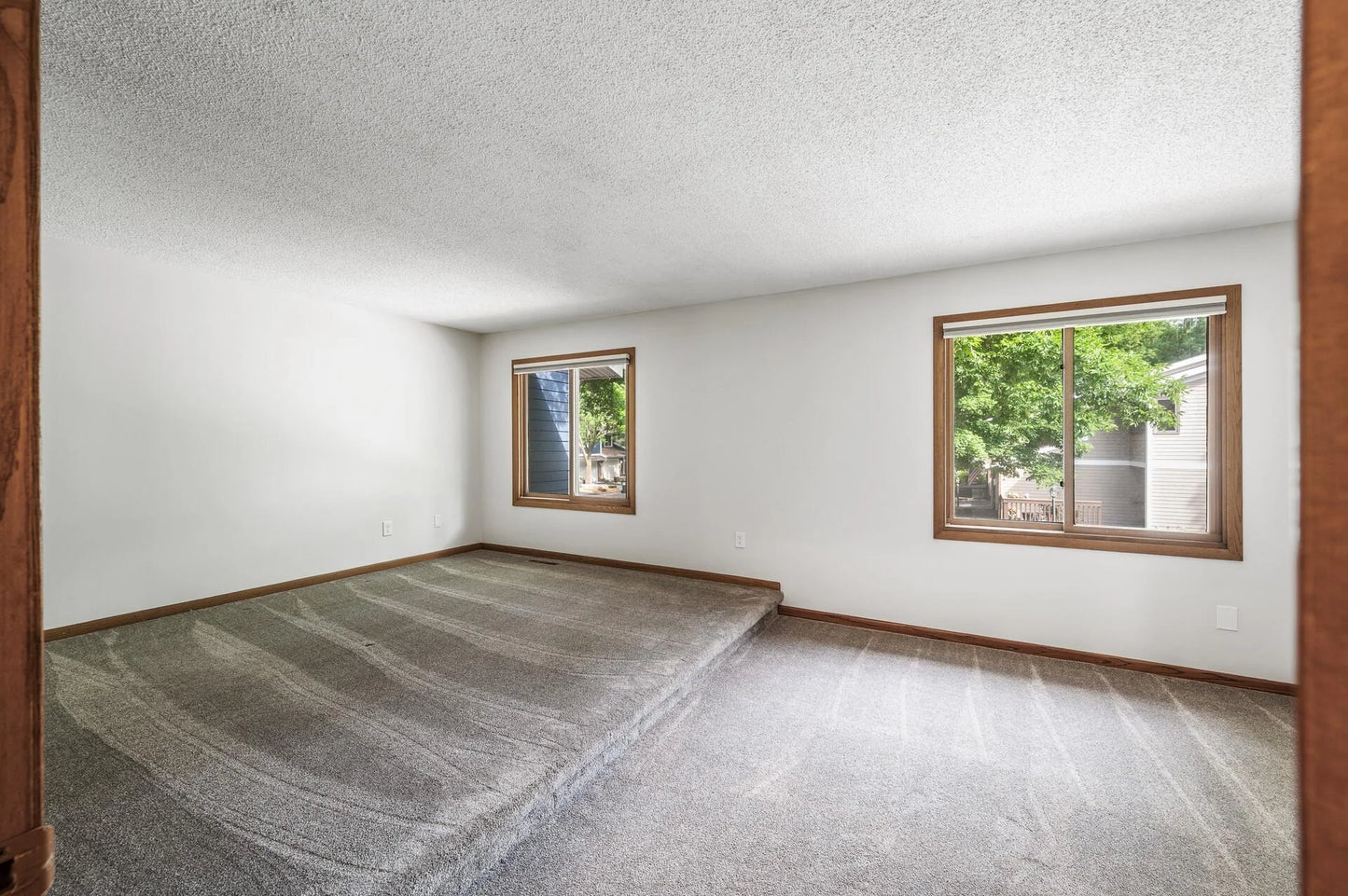9361 Nesbitt Road, Bloomington, MN 55437