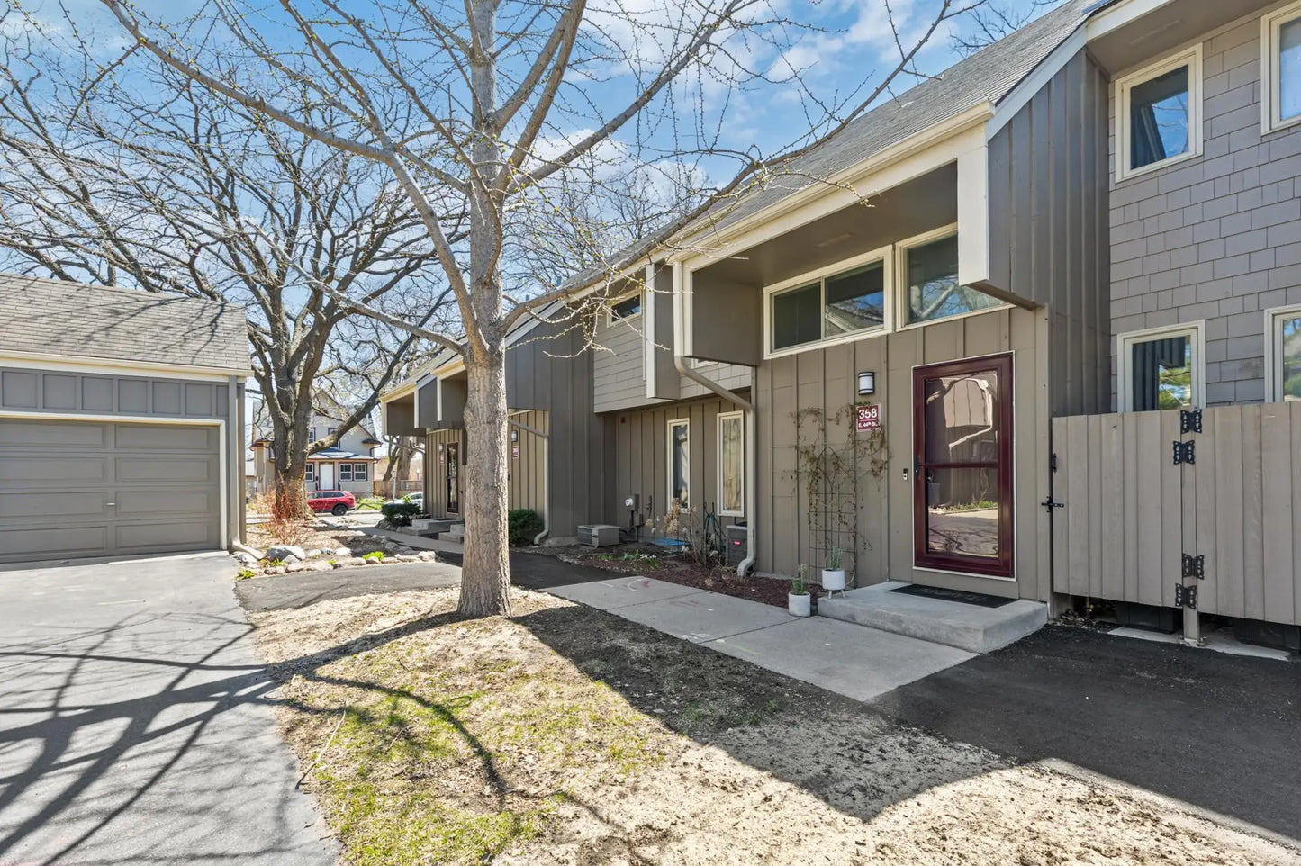 358 44th Street, Minneapolis, MN 55409