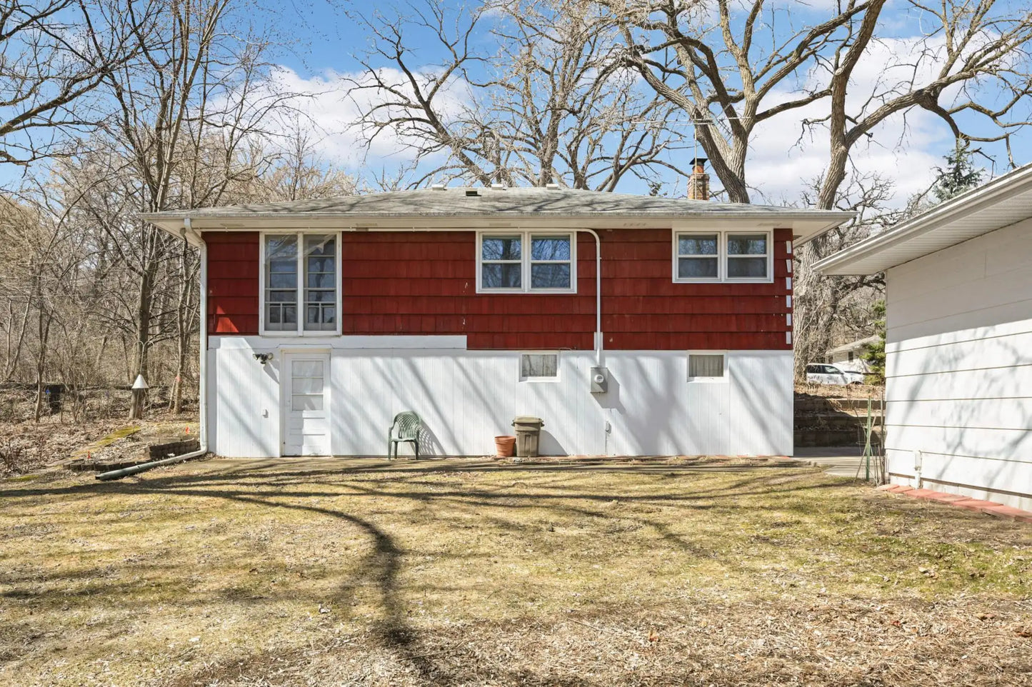 576 Lexington Parkway , Saint Paul, MN 55116