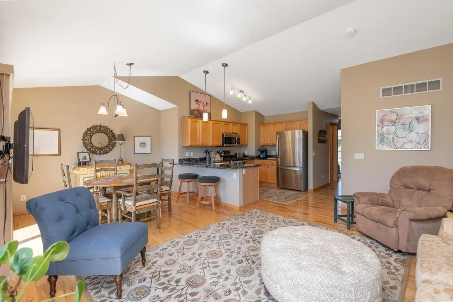 1265 Langewood Drive, Minnetrista, MN 55364