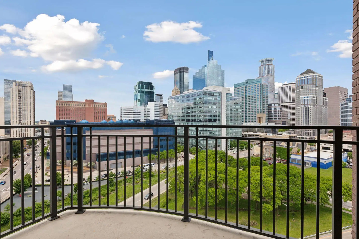 500 Grant Street, Minneapolis, MN 55404