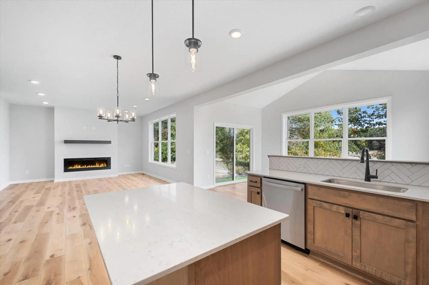 15005 Riverview Lane, Dayton, MN 55327