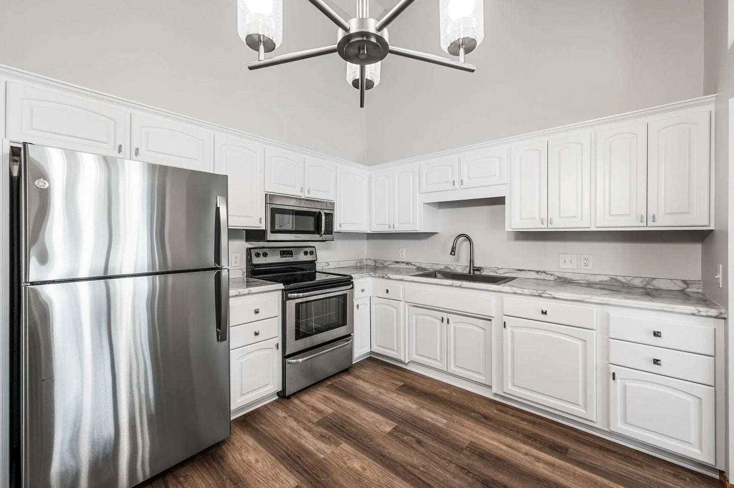 9361 Nesbitt Road, Bloomington, MN 55437