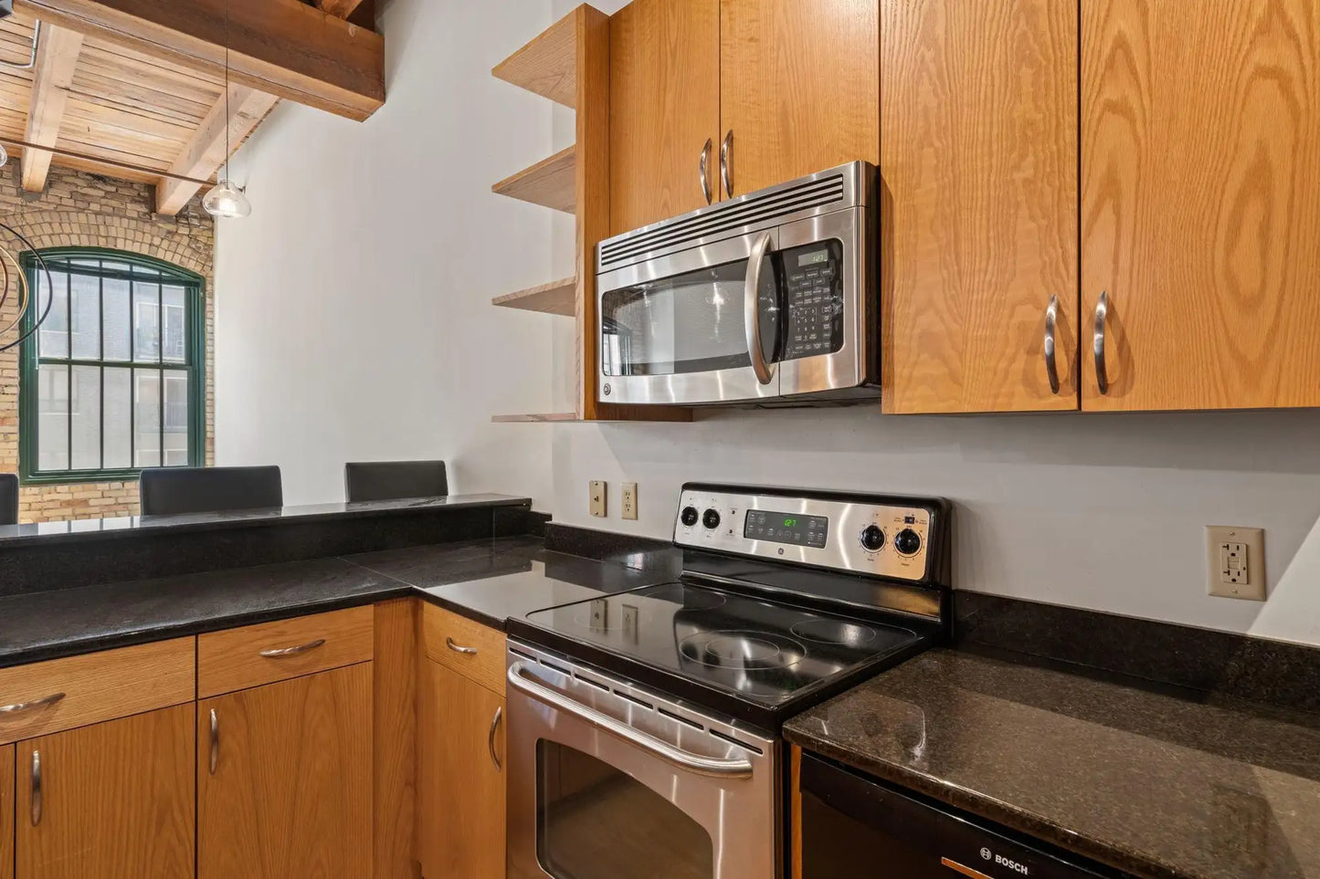 400 1st Street, Minneapolis, MN 55401