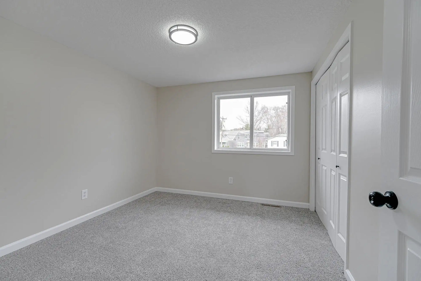 716 9th Avenue, Hopkins, MN 55343