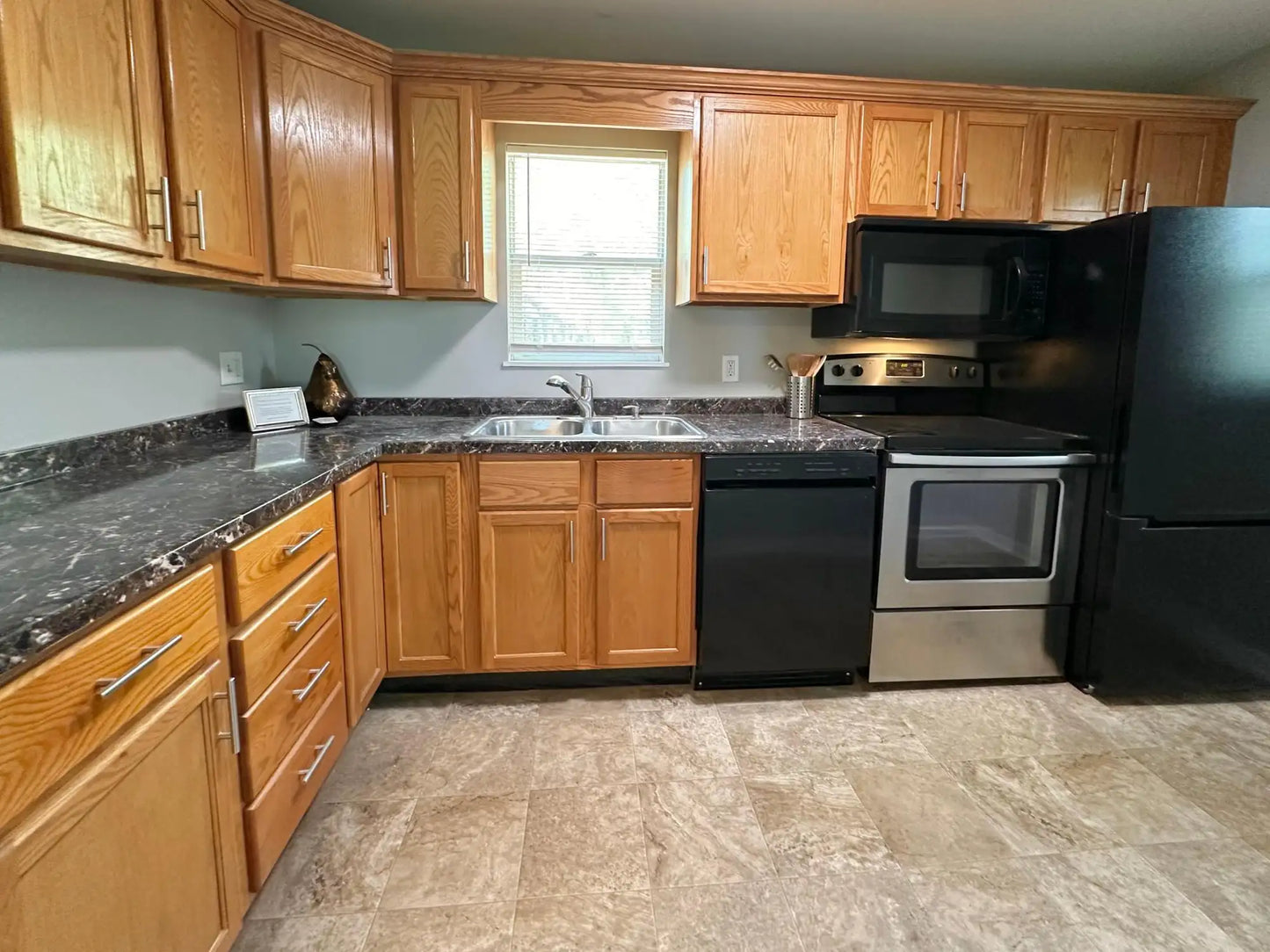 2453 Larpenteur Avenue, Lauderdale, MN 55113