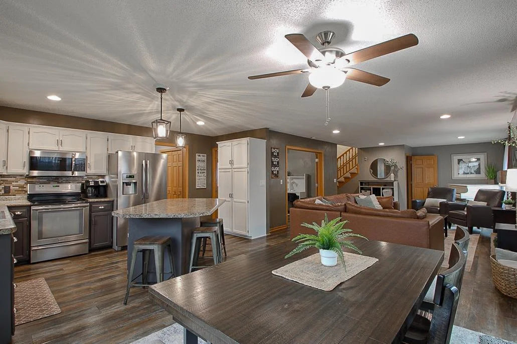 802 Sunwood Park Drive, Waite Park, MN 56387