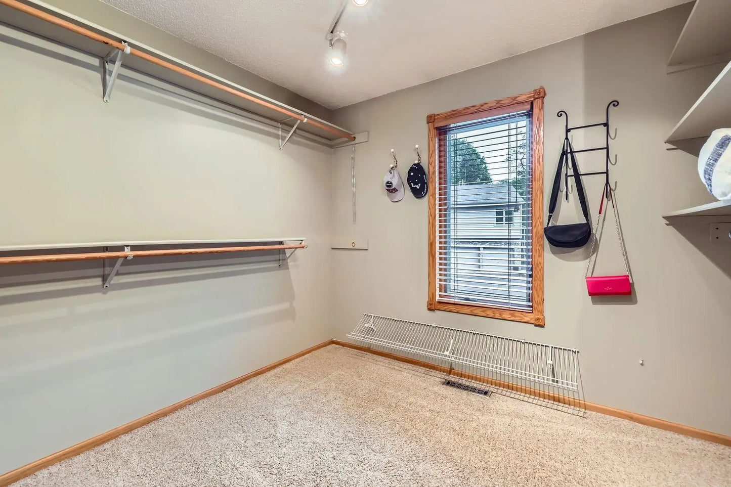 58 Garden Drive, Burnsville, MN 55337