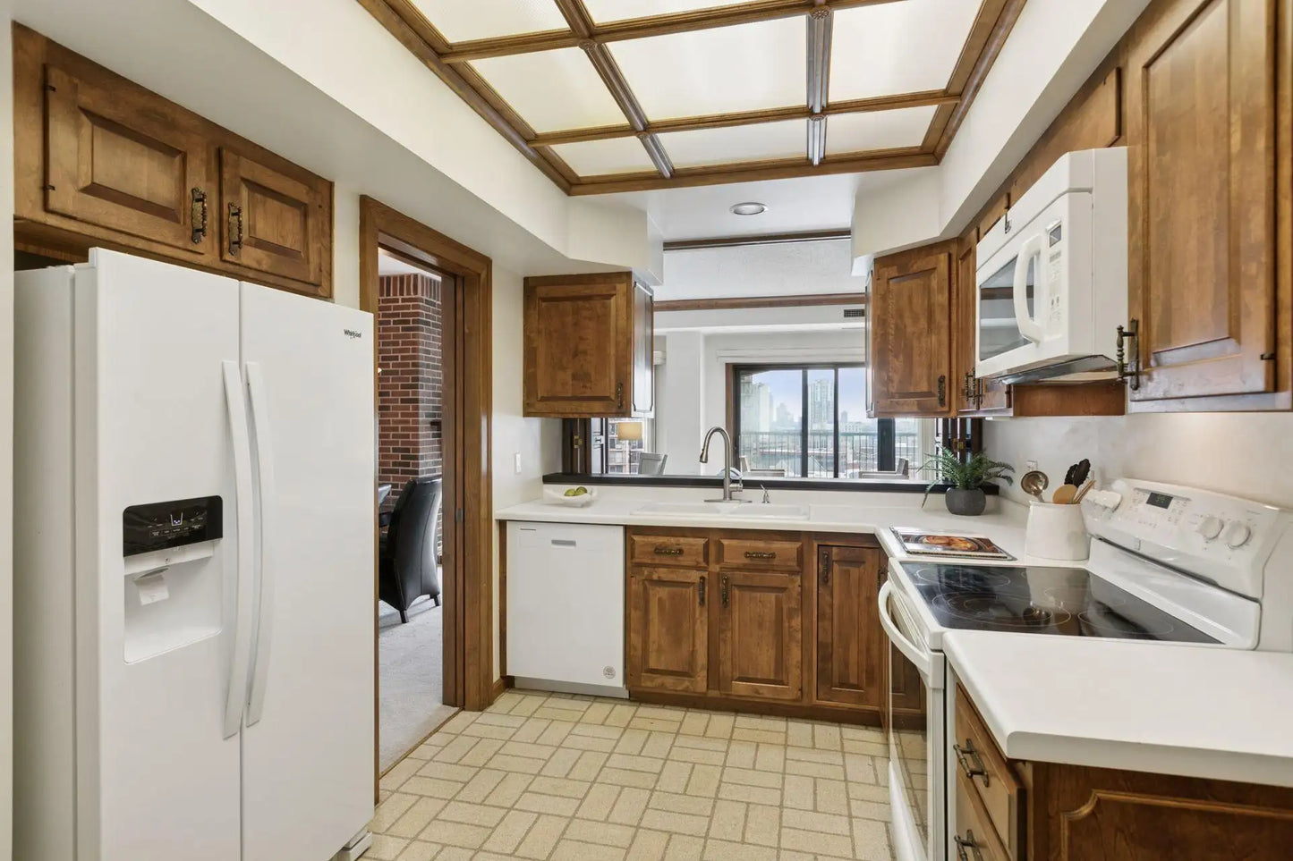 1235 Yale Place, Minneapolis, MN 55403