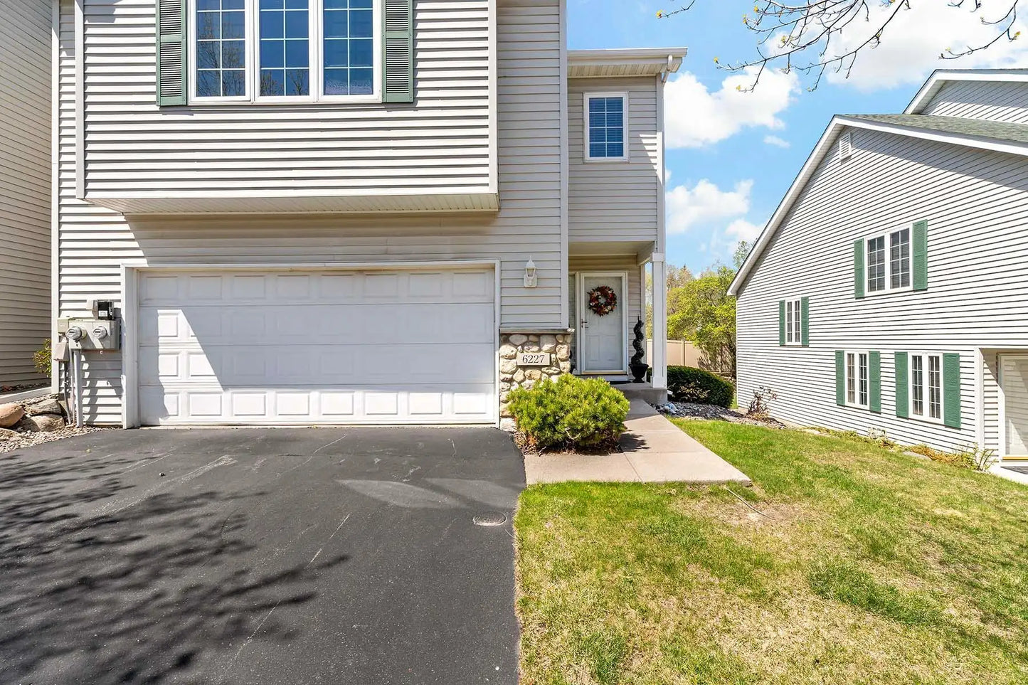 6227 Upland Lane, Maple Grove, MN 55311