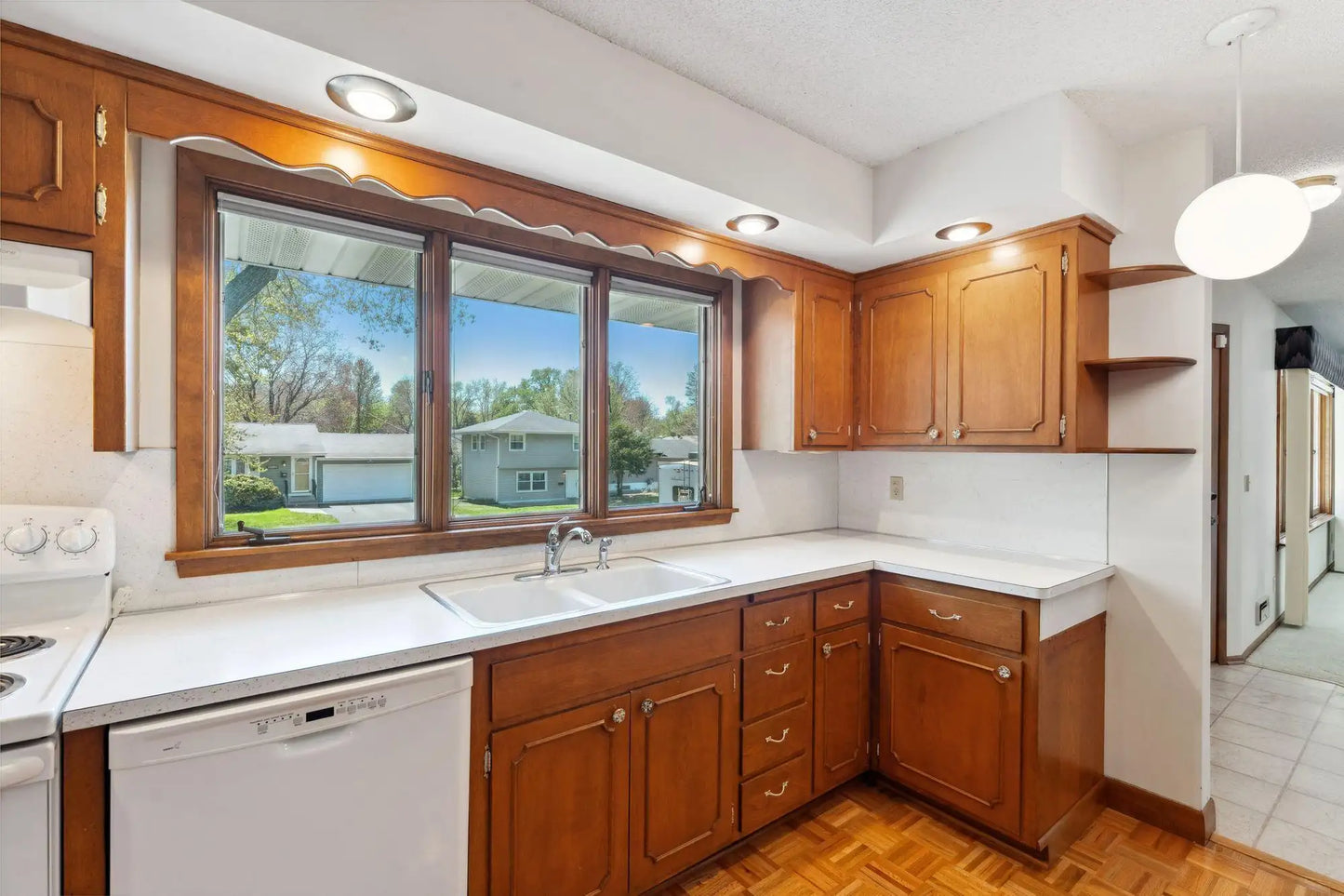 6612 41st Place, Crystal, MN 55427