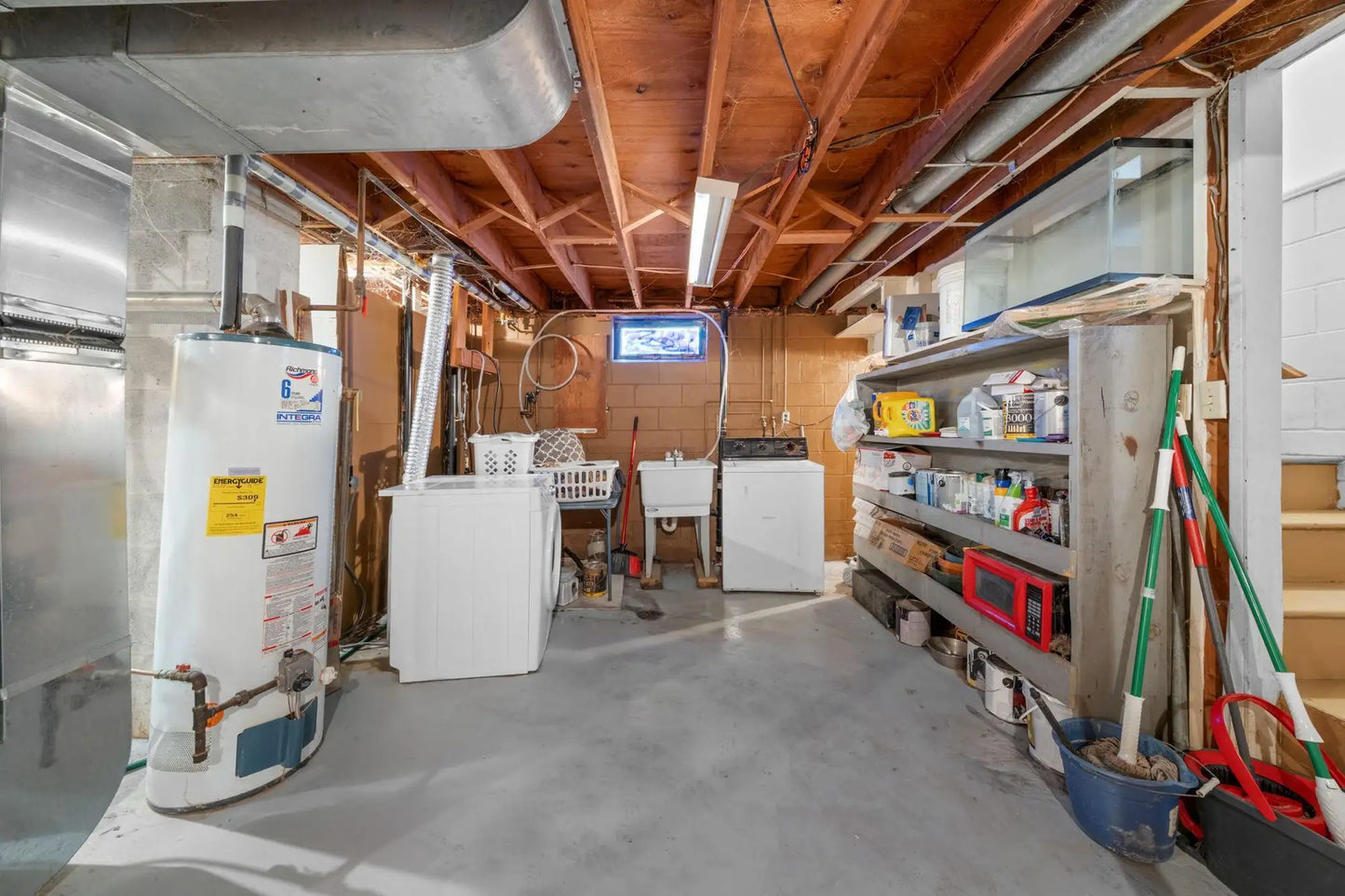 305 Dunn Avenue, Hinckley, MN 55037