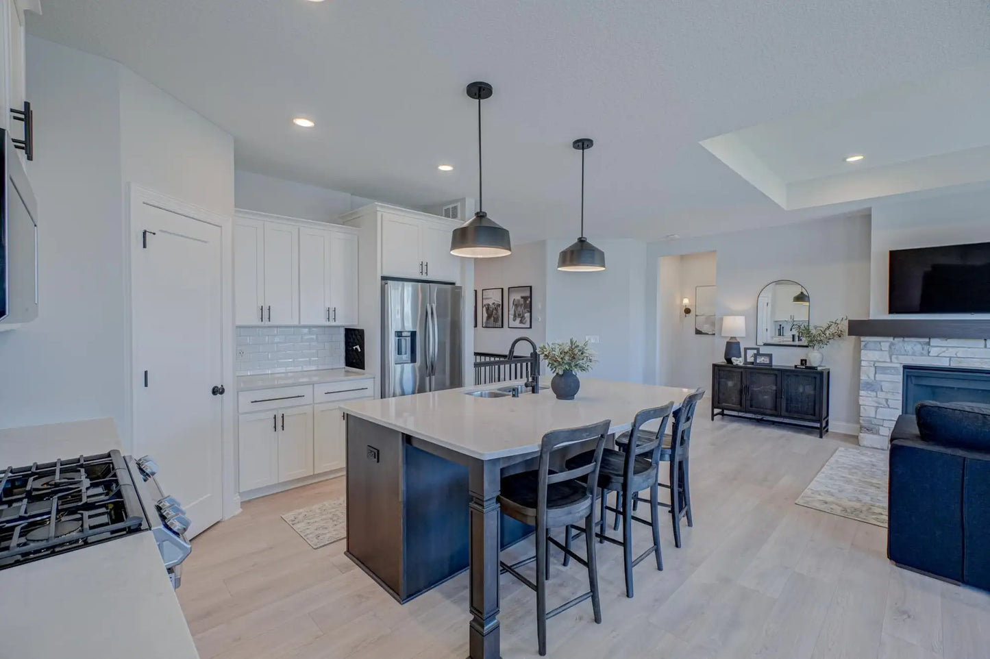 4860 Briarcroft Lane, Woodbury, MN 55129