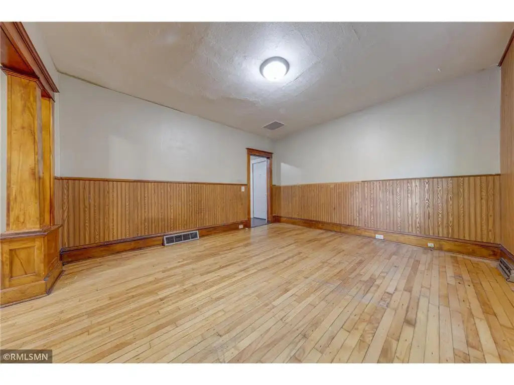 3842 Fremont Avenue, Minneapolis, MN 55412