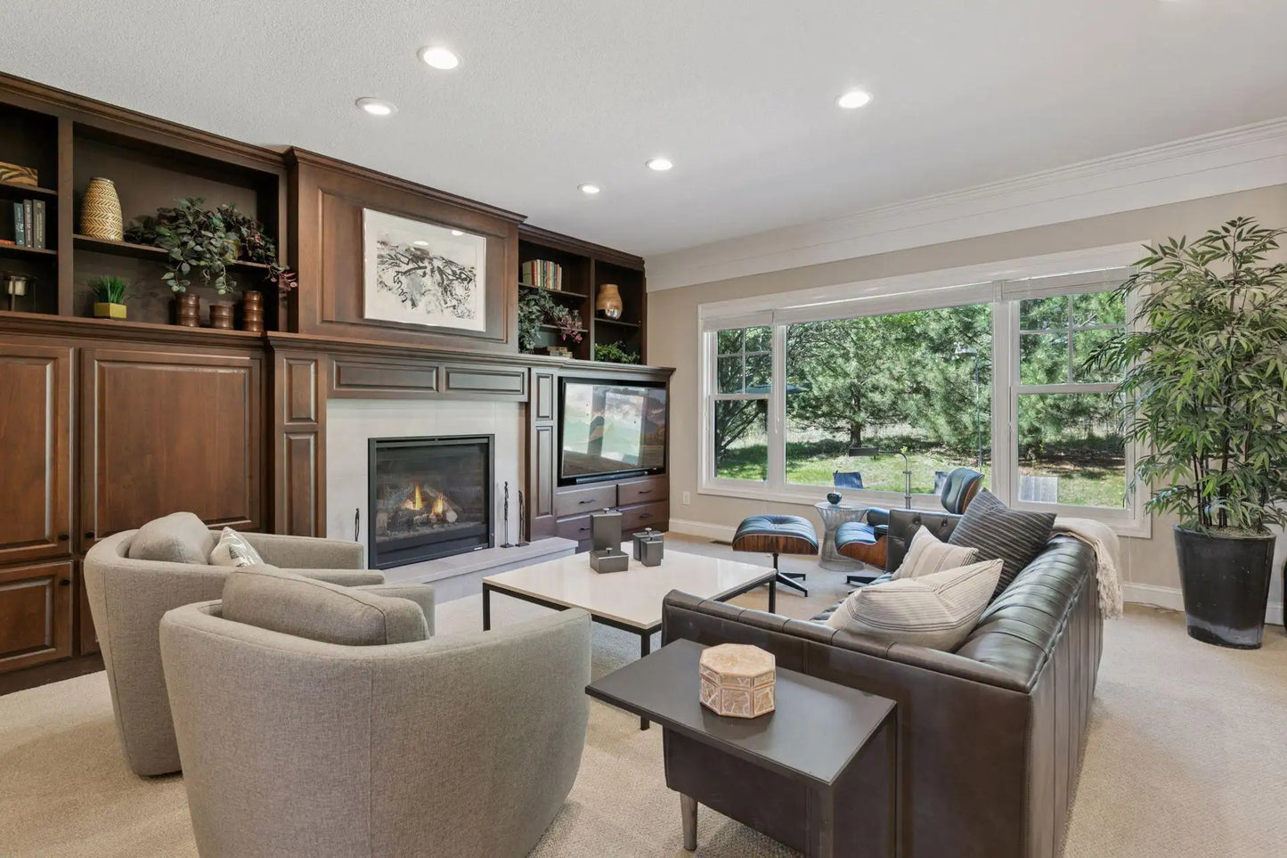1182 Lexington Ridge Court, Eagan, MN 55123