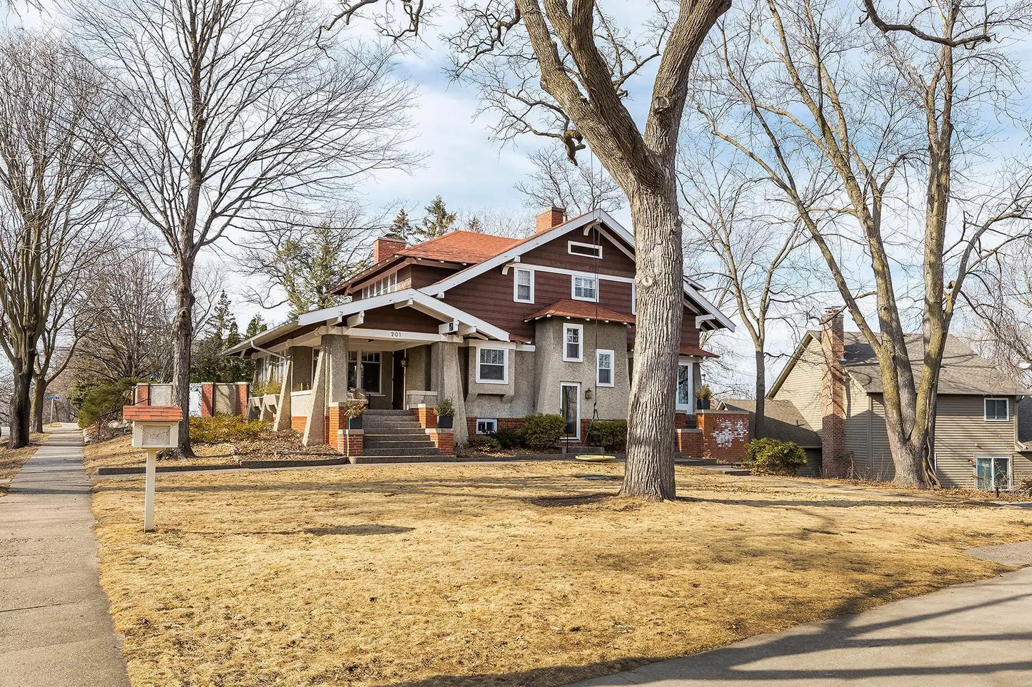 201 2nd Street, Excelsior, MN 55331