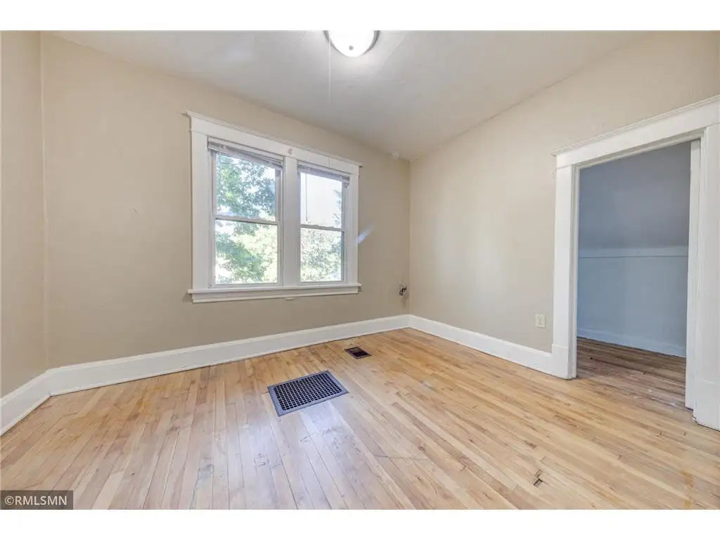 3842 Fremont Avenue, Minneapolis, MN 55412