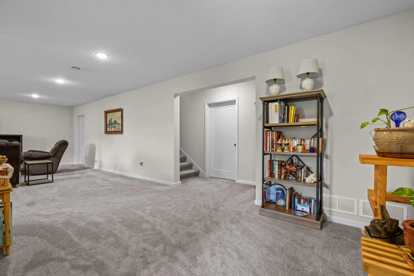 941 Whiskey Road, Isanti, MN 55040