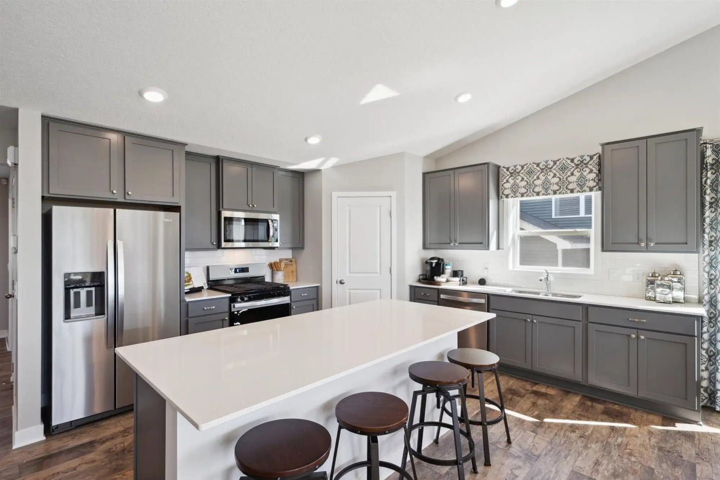 1650 Denali Drive, Shakopee, MN 55379