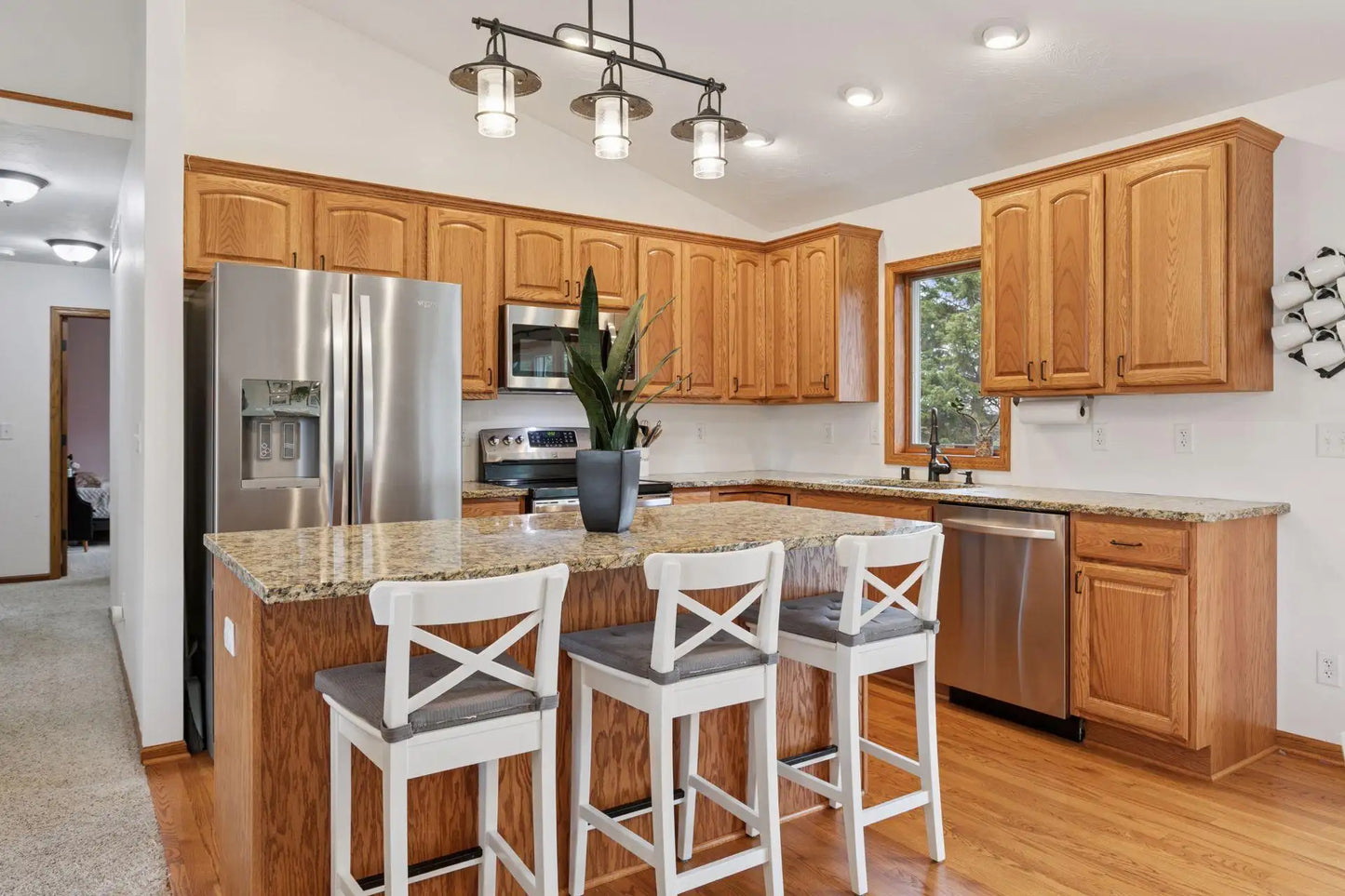 884 Forest Edge Drive, Jordan, MN 55352