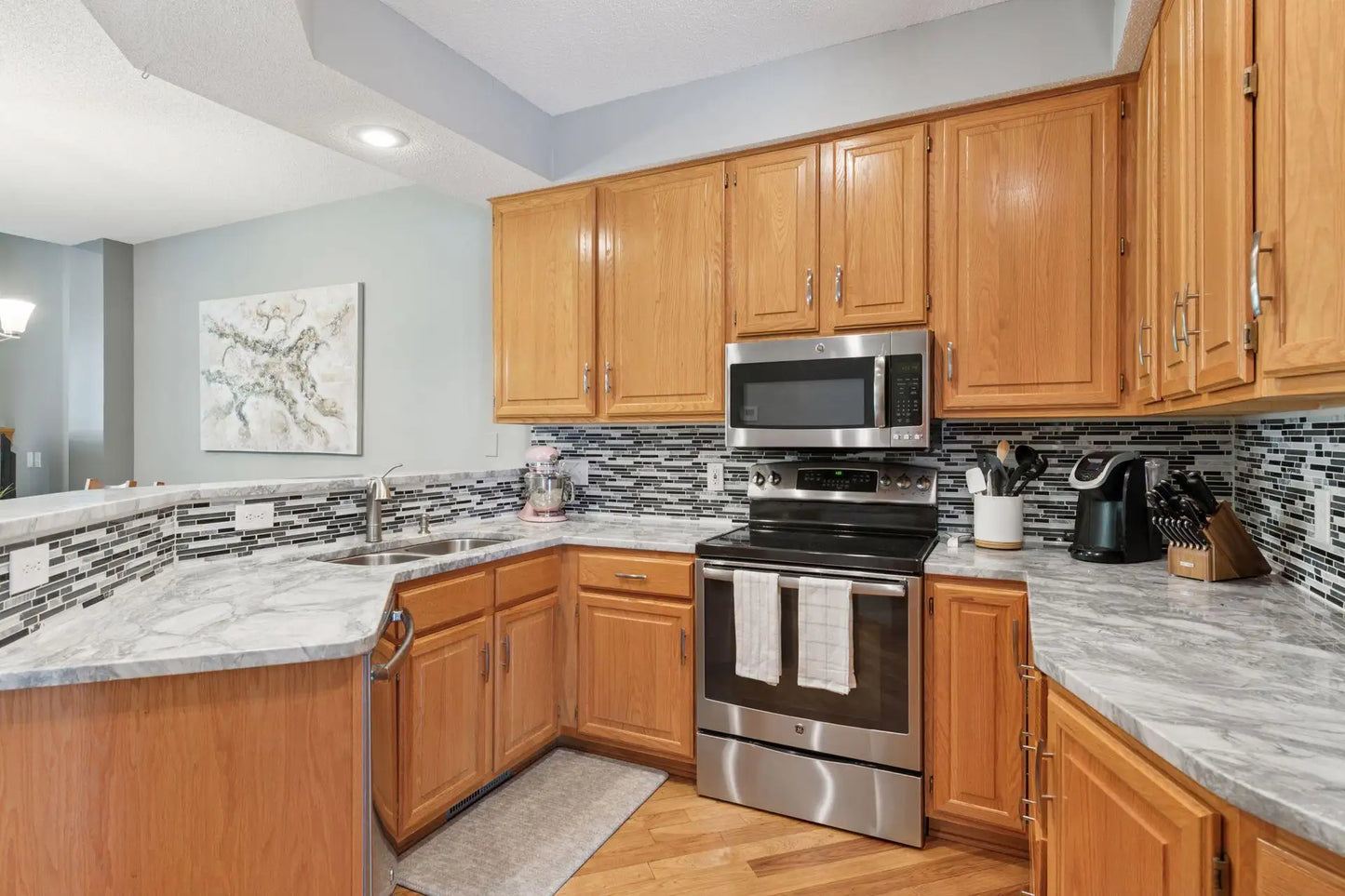 18396 Cattail Court, Eden Prairie, MN 55346