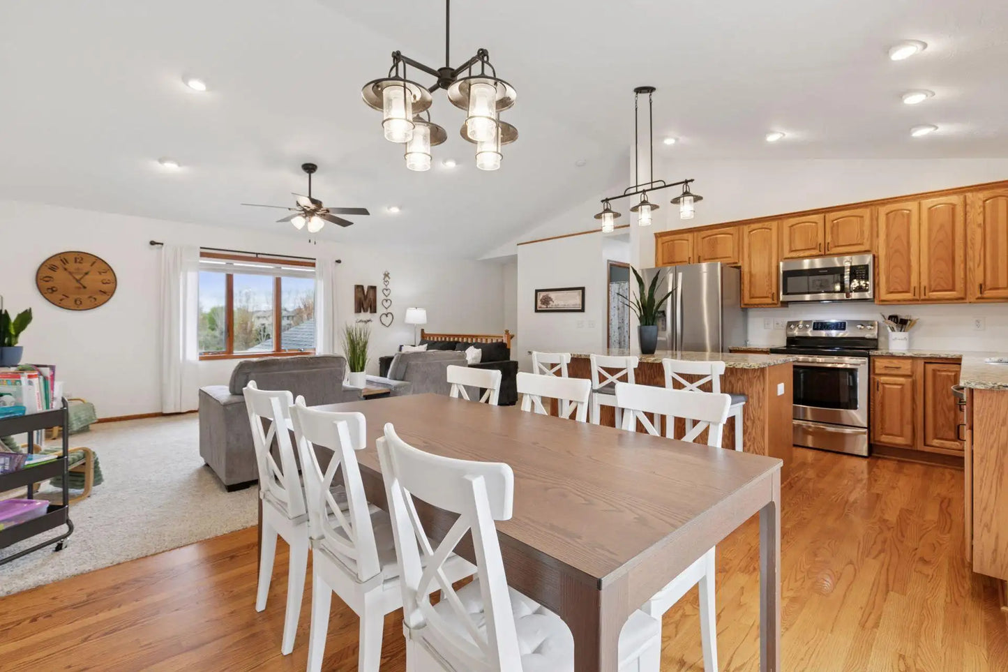 884 Forest Edge Drive, Jordan, MN 55352