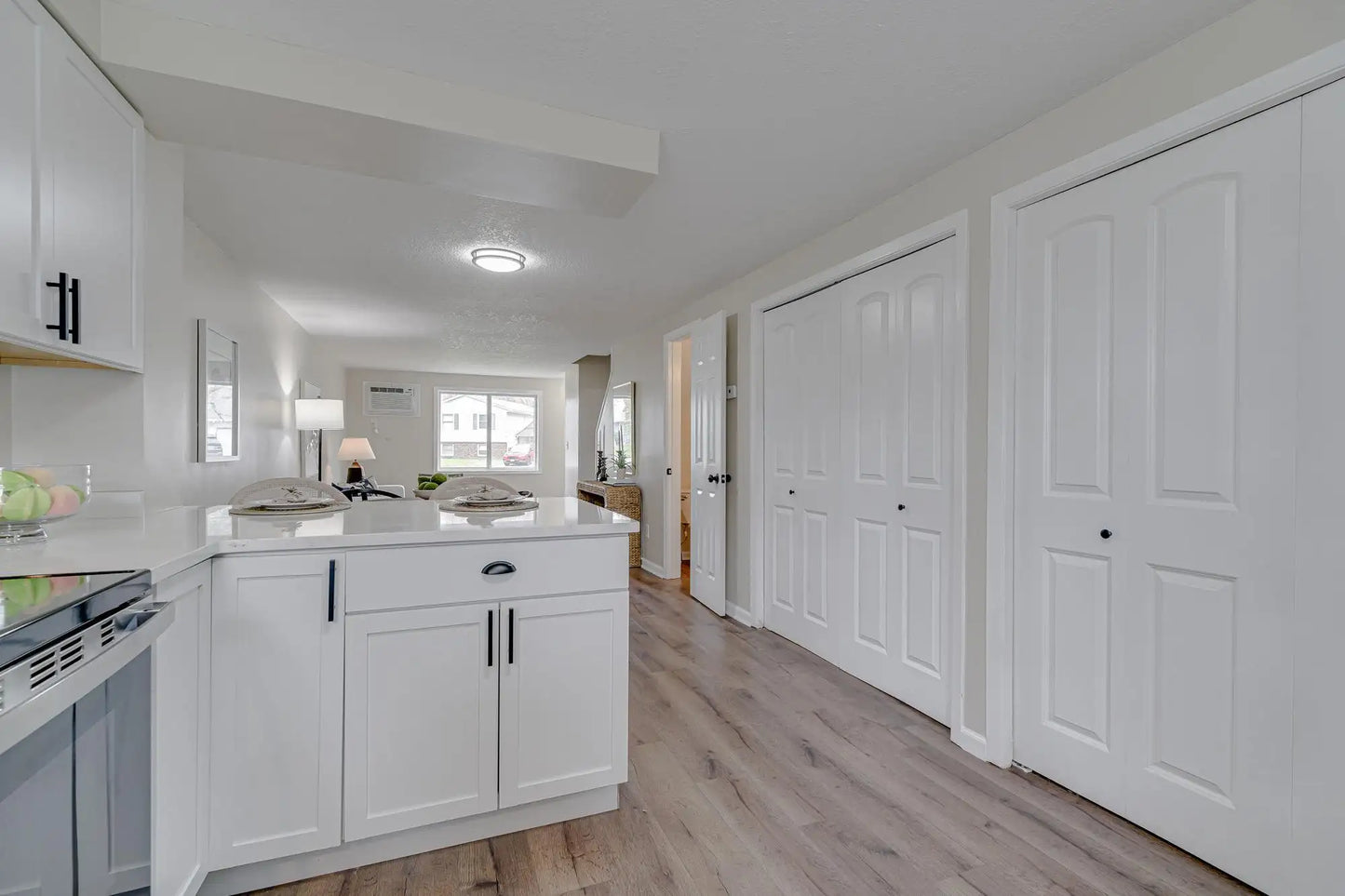 716 9th Avenue, Hopkins, MN 55343