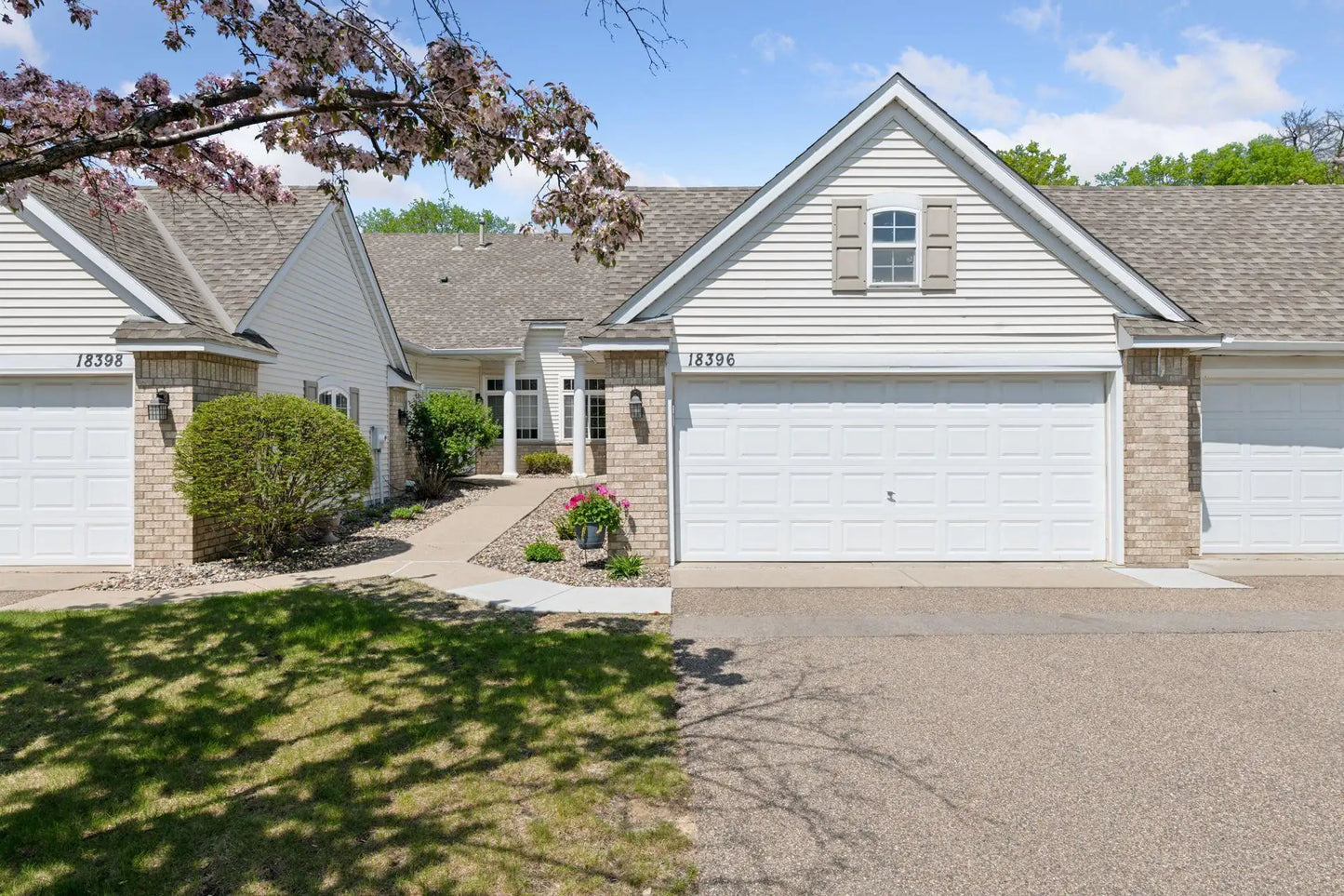 18396 Cattail Court, Eden Prairie, MN 55346