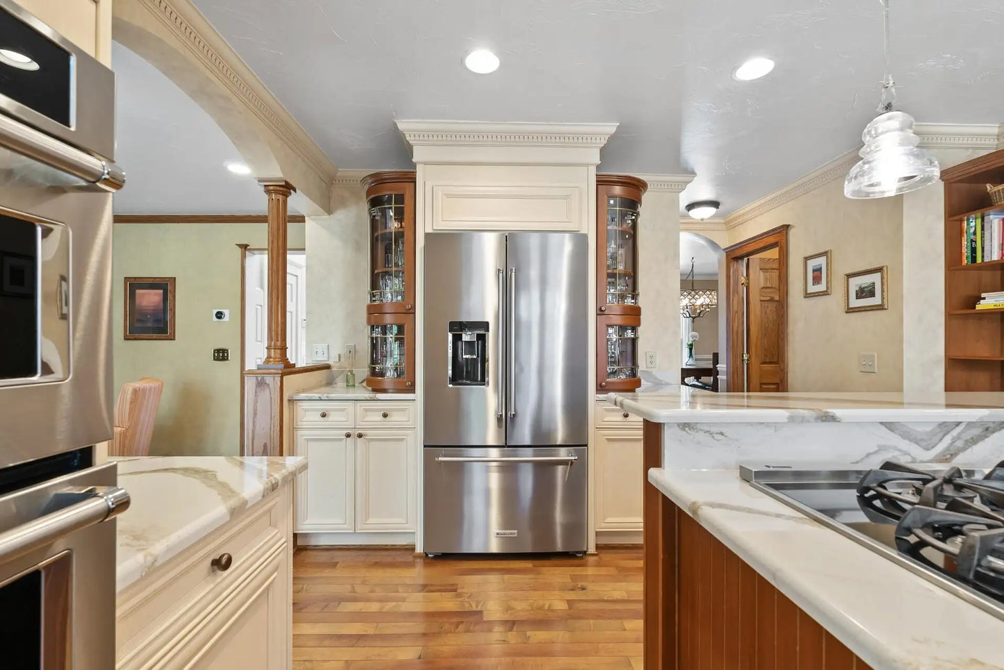 12581 Dover Drive, Apple Valley, MN 55124