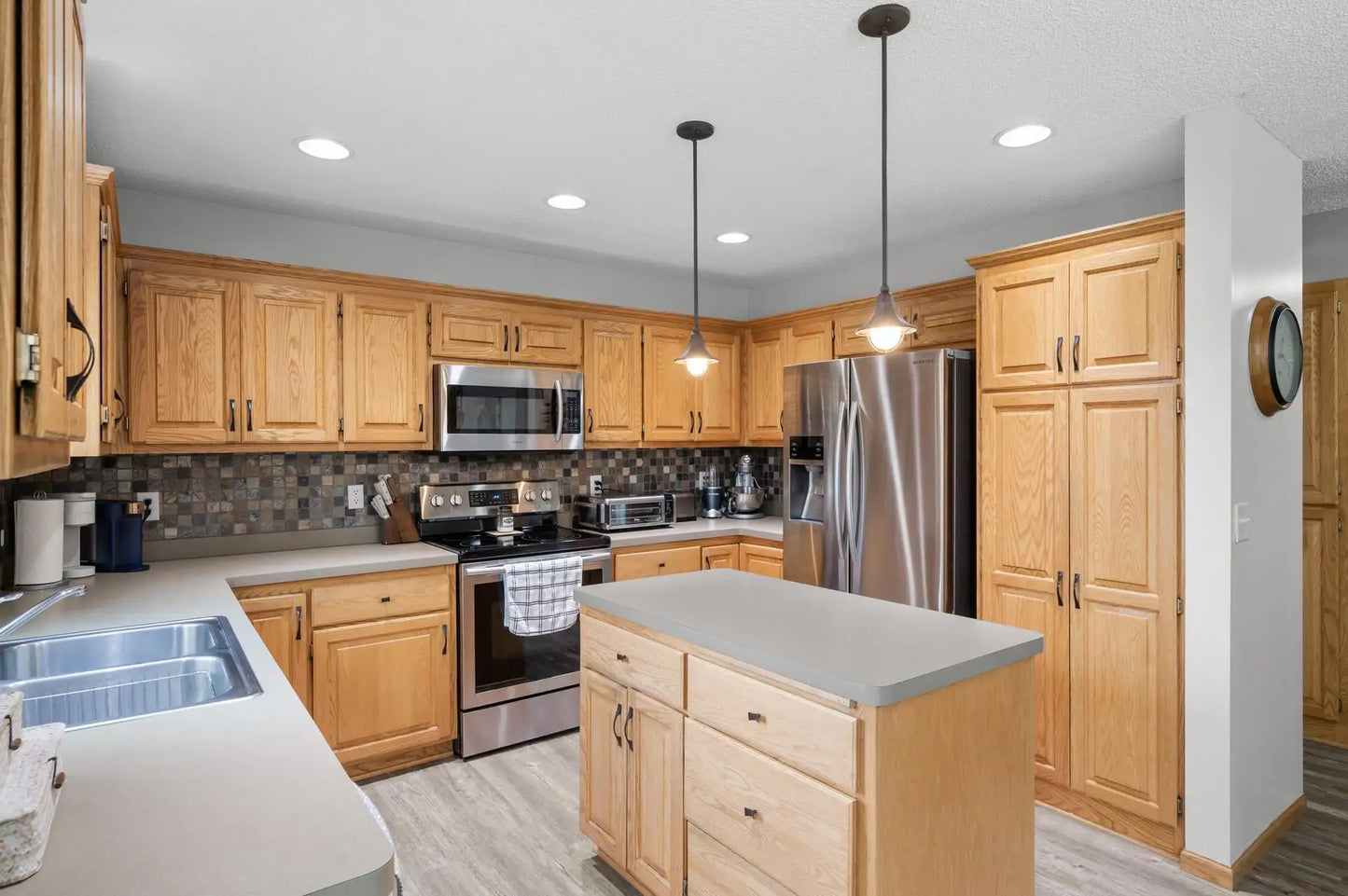 10360 180th Avenue, Elk River, MN 55330