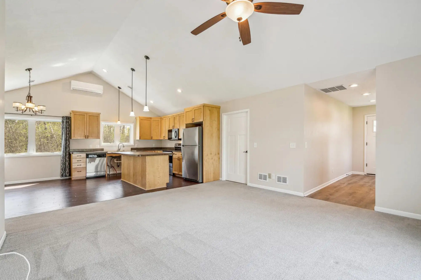 829 Garceau Lane, Vadnais Heights, MN 55127