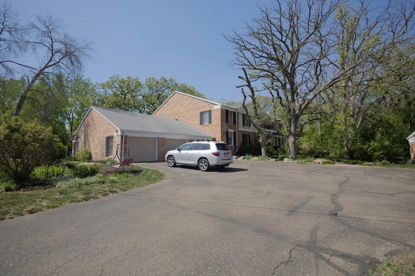 1345 Crestridge Lane, Eagan, MN 55123