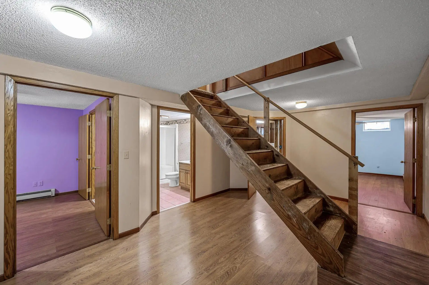 4241 Clark Circle, Vadnais Heights, MN 55127