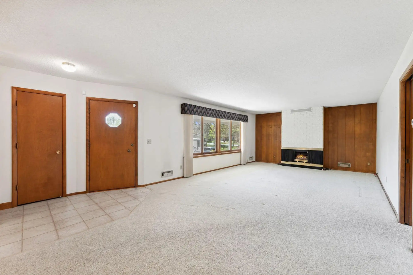 6612 41st Place, Crystal, MN 55427