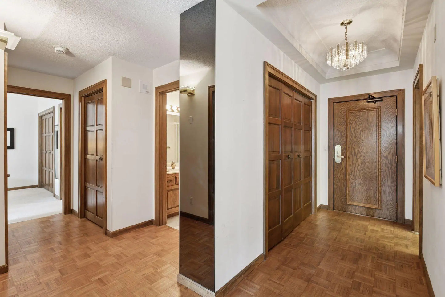1235 Yale Place, Minneapolis, MN 55403