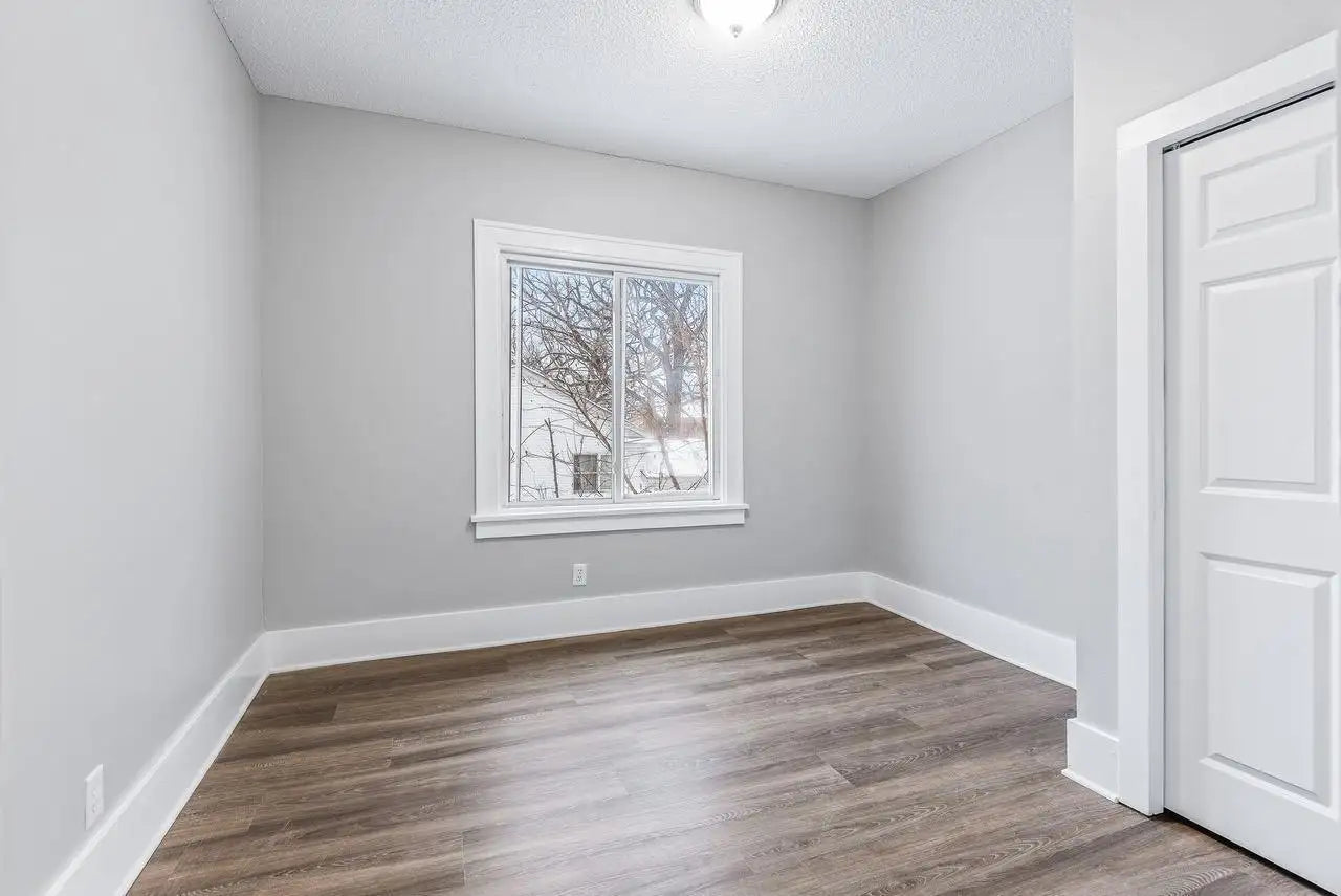 1016 Newton Avenue, Minneapolis, MN 55411