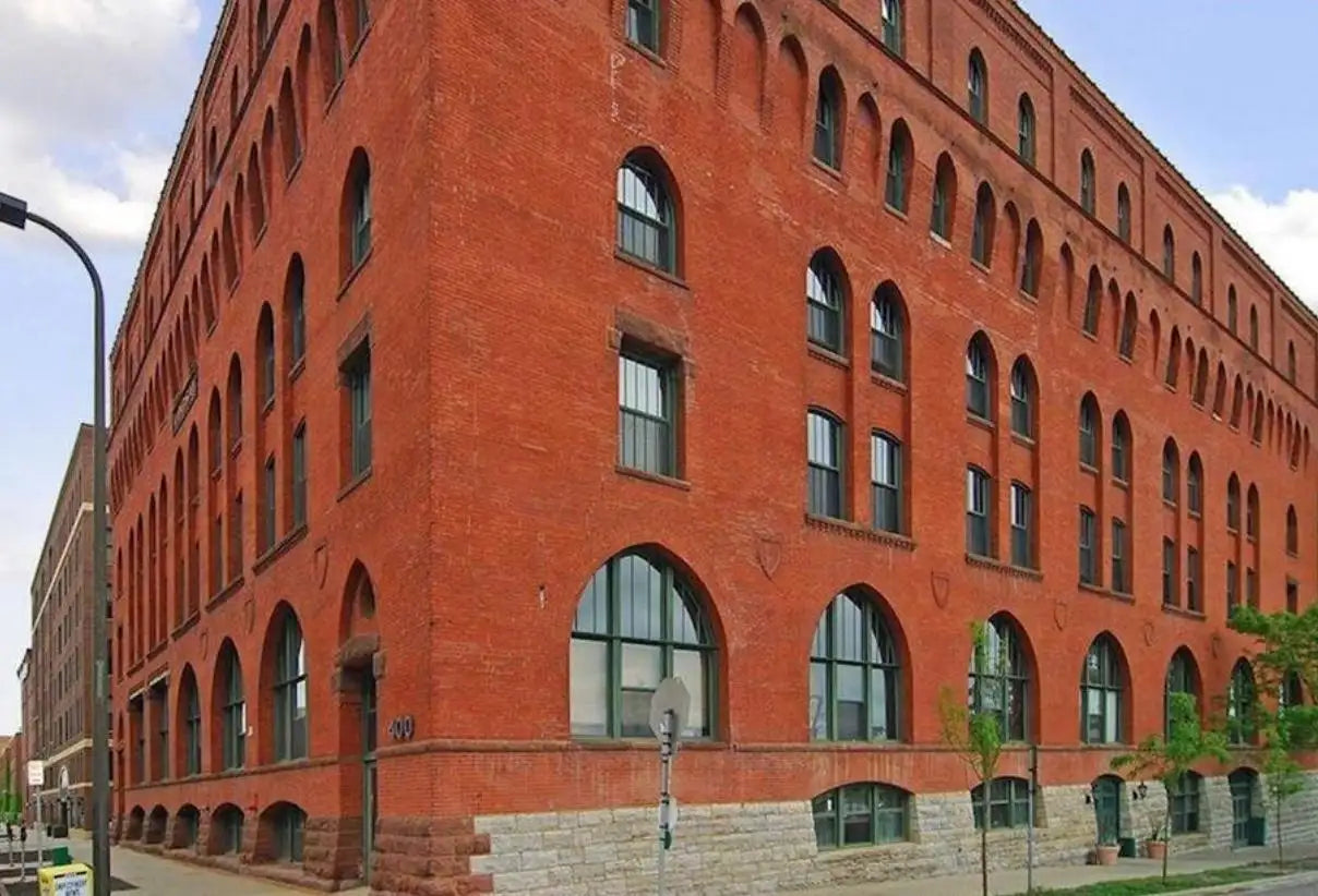 400 1st Street, Minneapolis, MN 55401