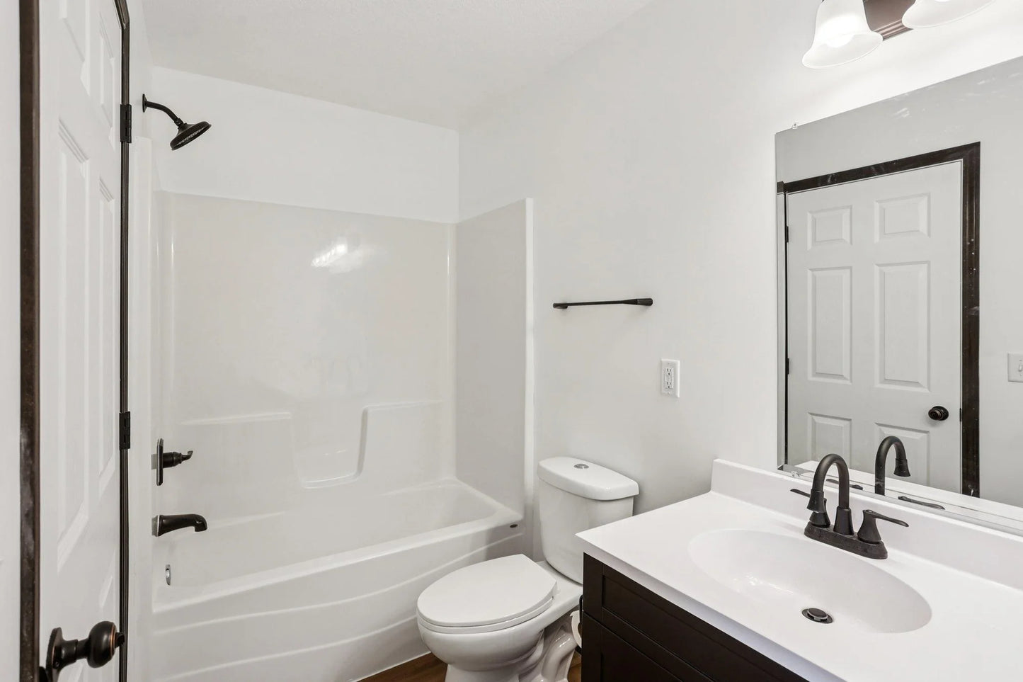 933 Beech Street, Saint Paul, MN 55106