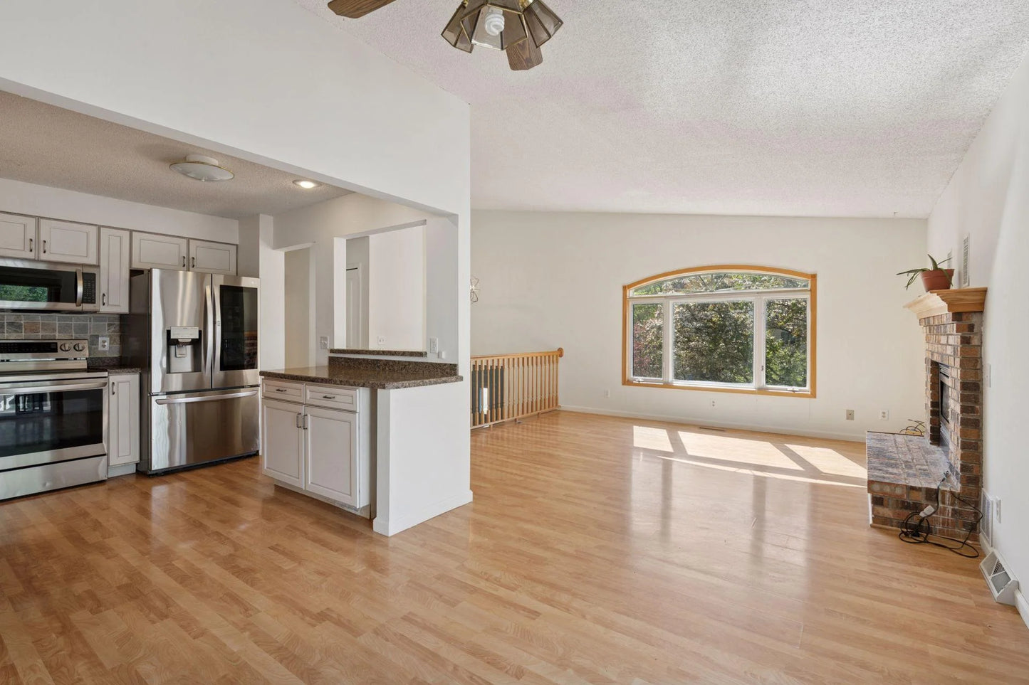 8280 Cypress Lane, Eden Prairie, MN 55347