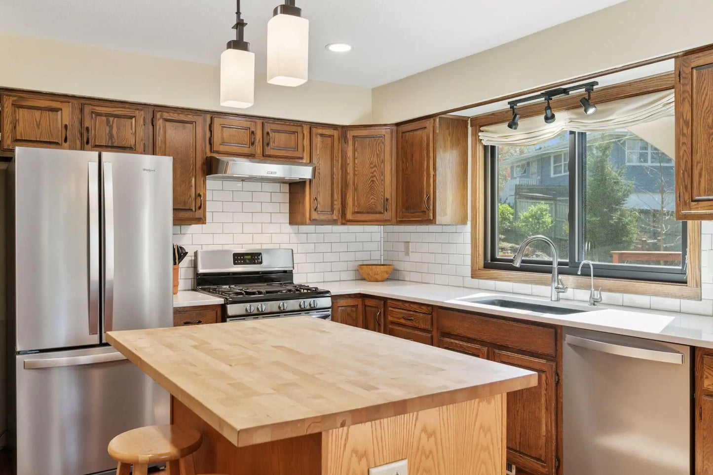 335 18th Avenue, South Saint Paul, MN 55075