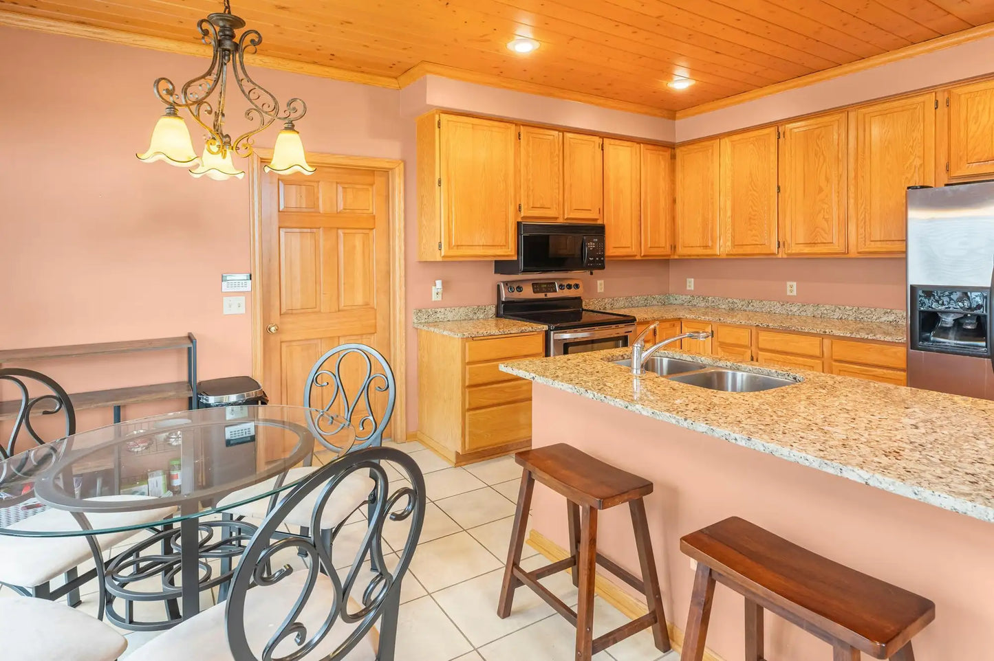 8664 Callahan Trail, Inver Grove Heights, MN 55076