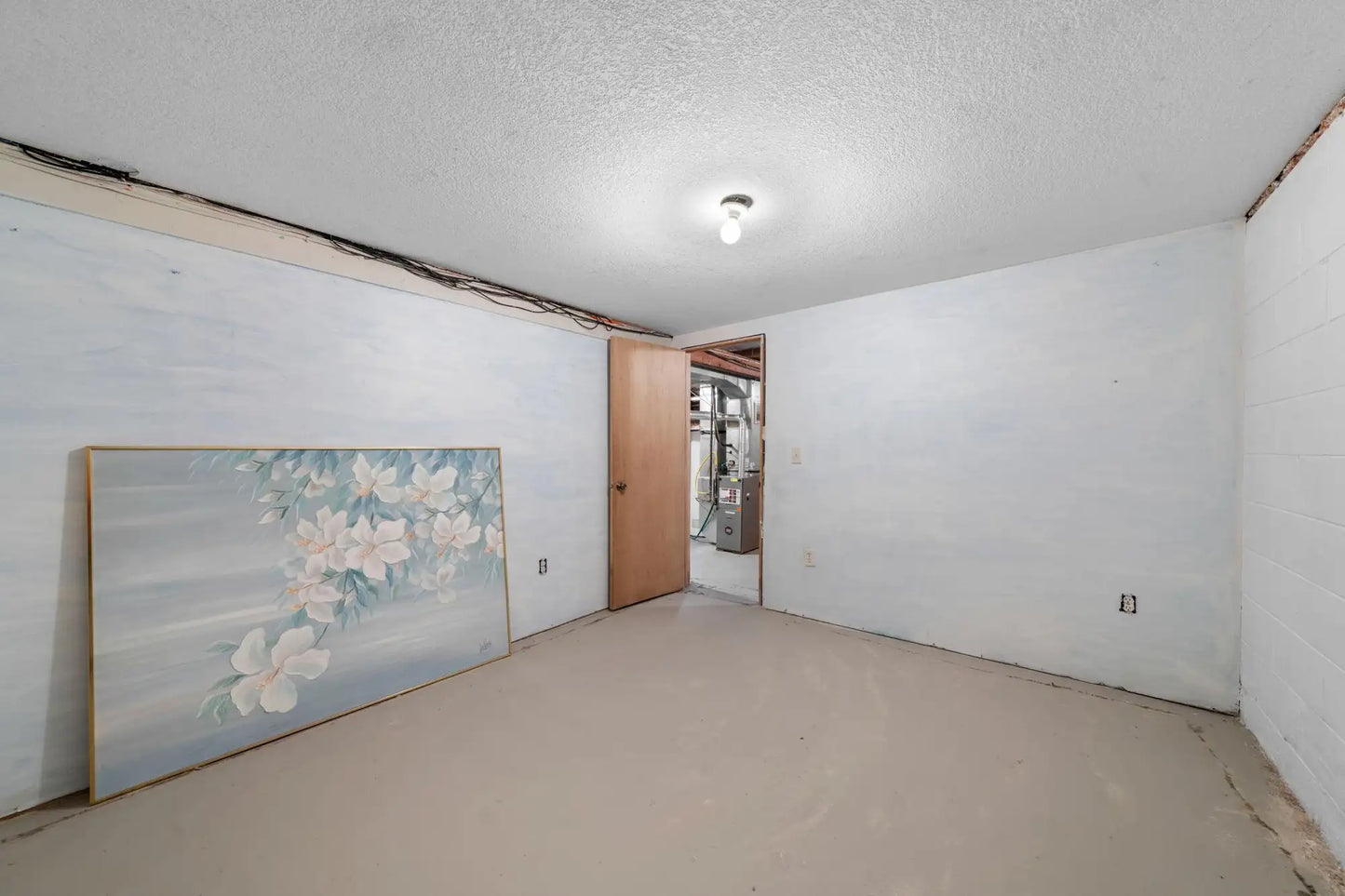 305 Dunn Avenue, Hinckley, MN 55037